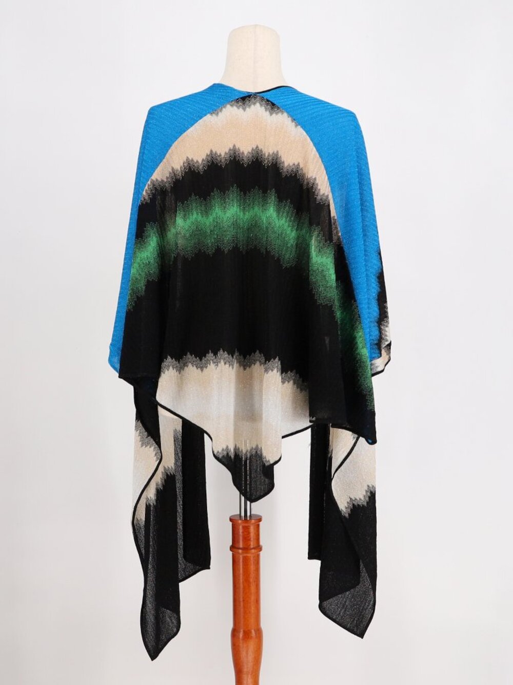 MISSONI Crochet Knit Shawl Multi Color Chevron Lightweight Made in Italy OS - Picture 4 of 6
